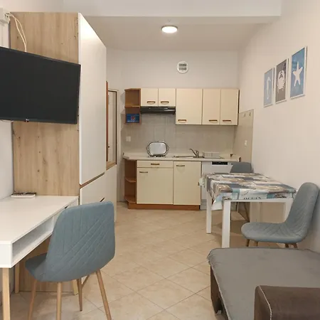 Jelovac Apartment *